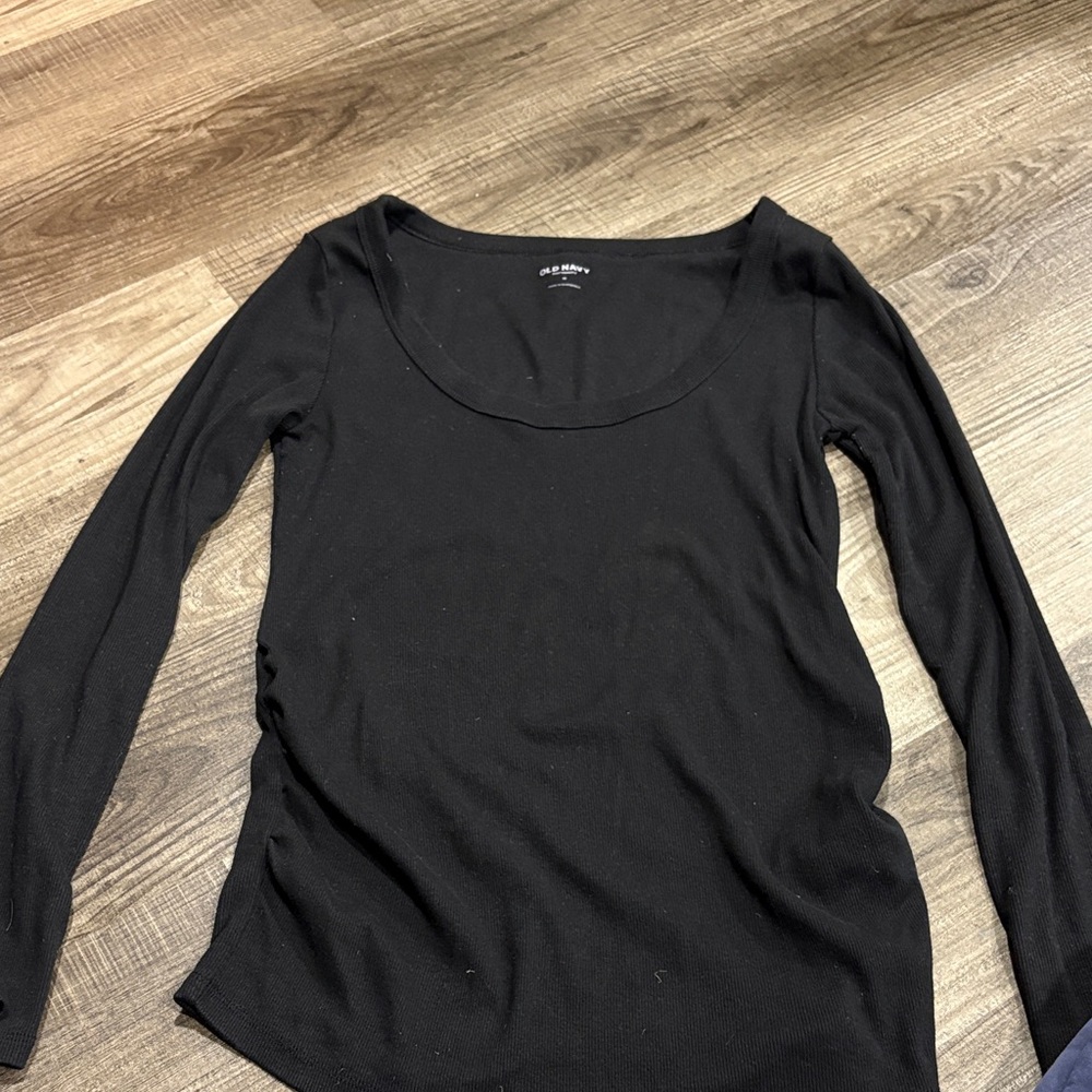 Old Navy Maternity Long Sleeve Black Tee